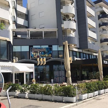 Apartamente Oslo Vlorë エクステリア 写真