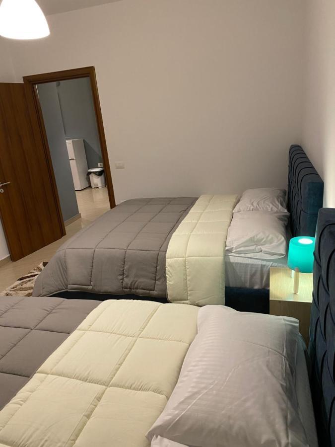 Apartamente Oslo Vlorë エクステリア 写真